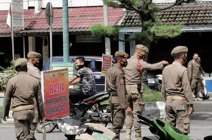 Soal uts bahasa indonesia kelas 11 semester 2 dan jawabannya